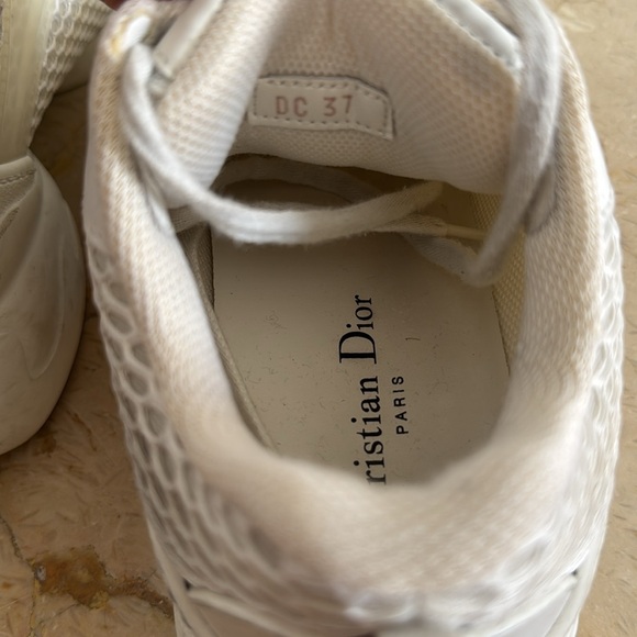 Dior Sneakers - Picture 5 of 6